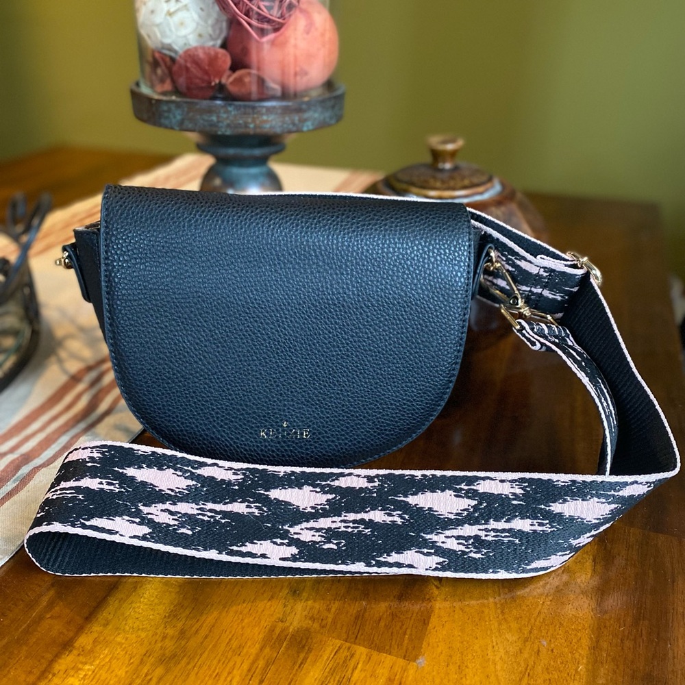 Gently used Kedzie Crossbody
